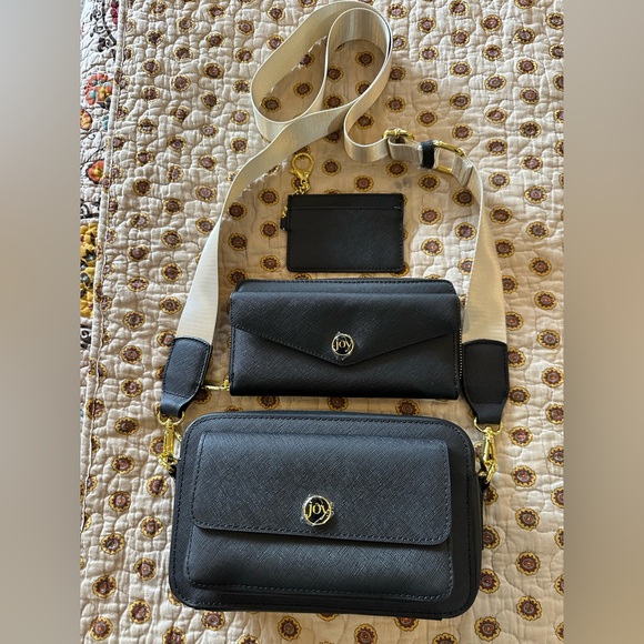 Joy Saffiano BlackLeather Crossbody Bag Set NEW - Picture 2 of 7